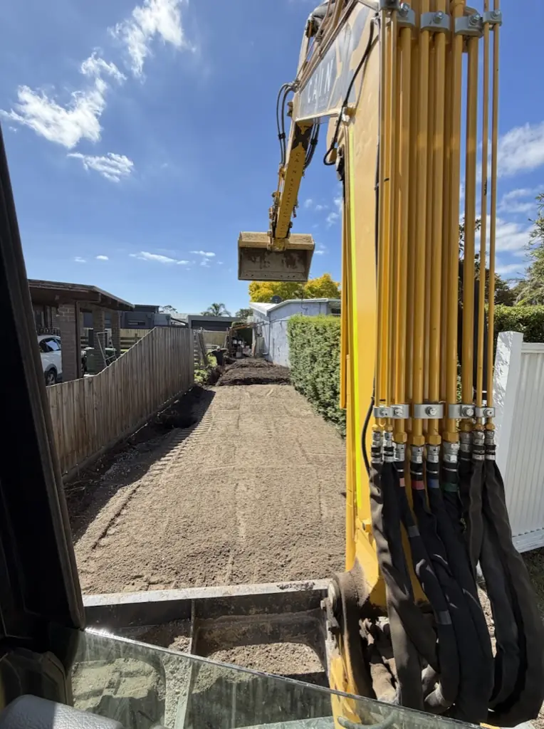 Side path site cut